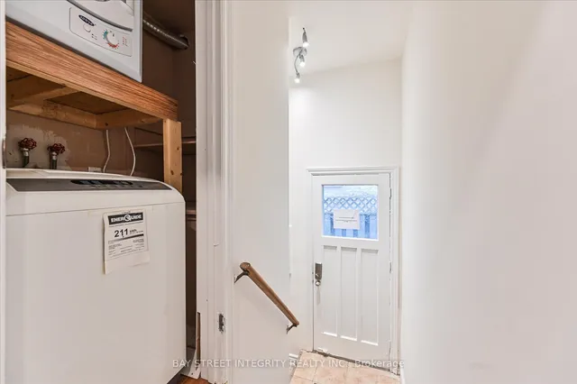 Additional property image - 435 Cummer Ave