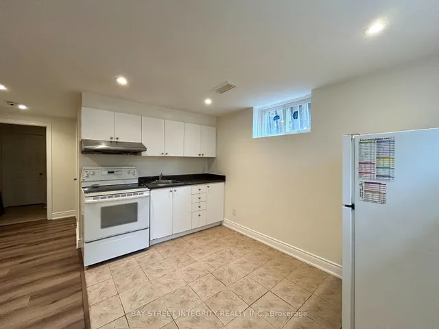Additional property image - 435 Cummer Ave