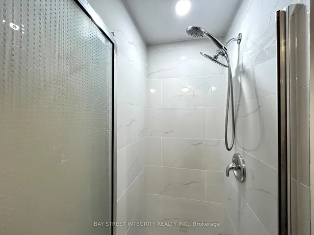 Additional property image - 435 Cummer Ave