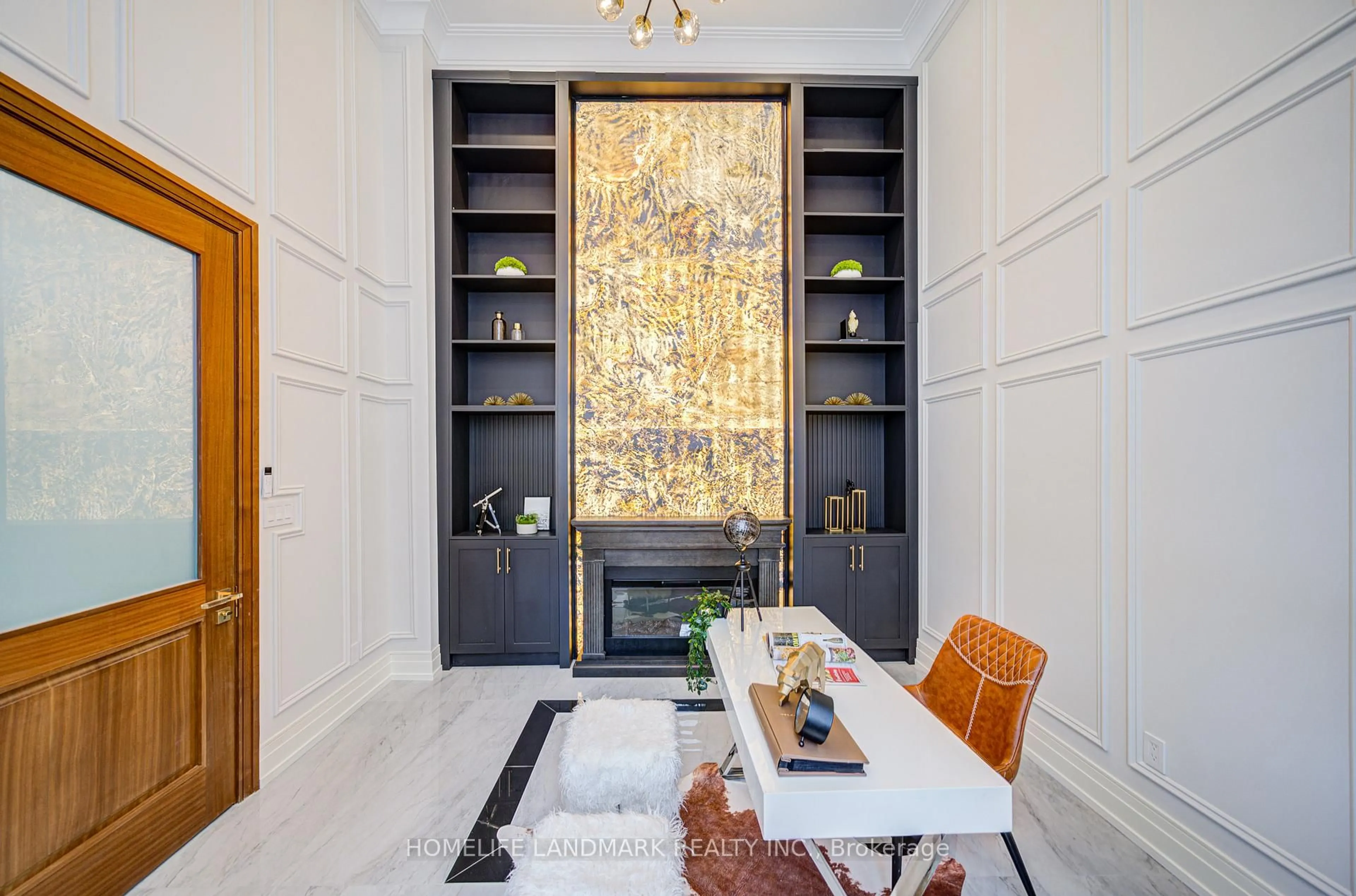 Indoor entryway for 3 DROMORE Cres, Toronto Ontario M2R 2H4