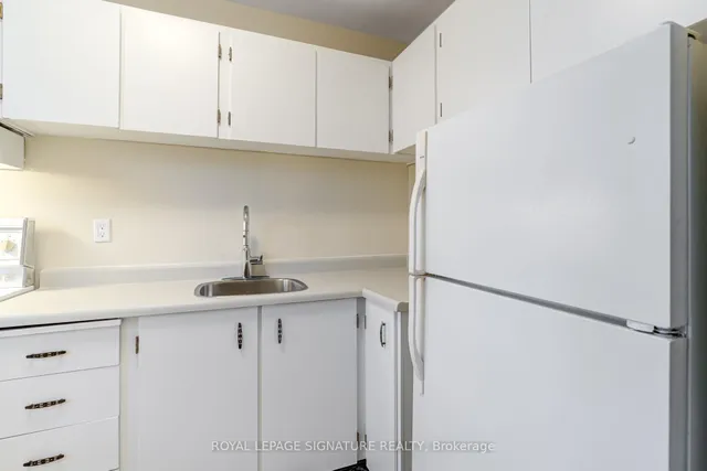 Additional property image - 40 Homewood Ave Unit 1011