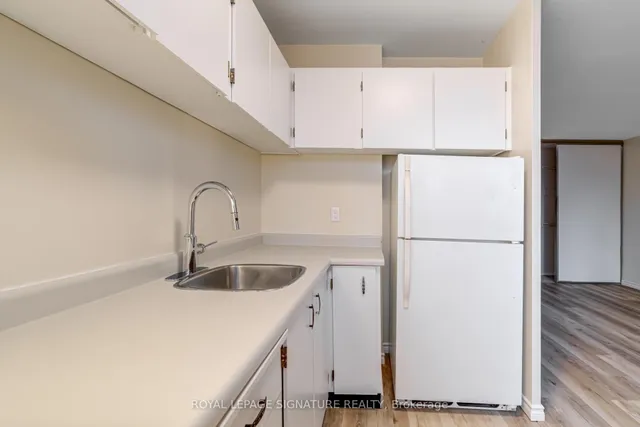Additional property image - 40 Homewood Ave Unit 1011