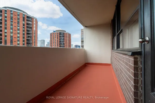 Additional property image - 40 Homewood Ave Unit 1011