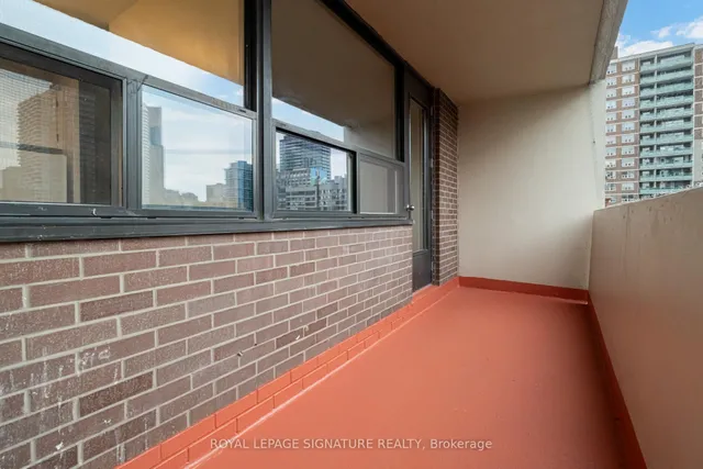 Additional property image - 40 Homewood Ave Unit 1011