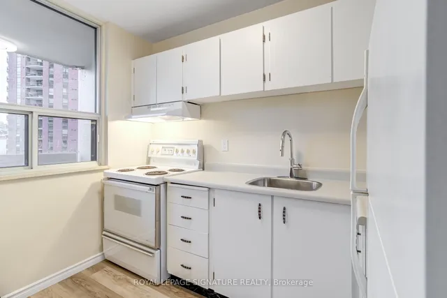 Additional property image - 40 Homewood Ave Unit 1011