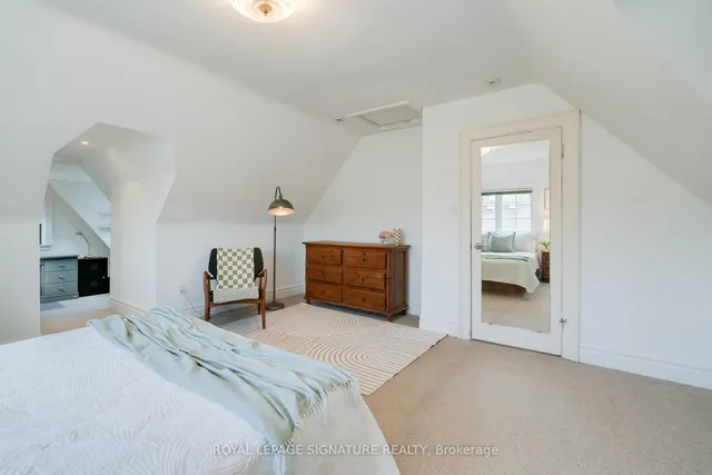 Additional property image - 18 Weybourne Cres