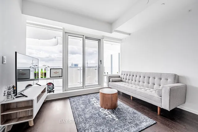 Additional property image - 1 Bloor St Unit 5105