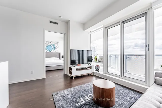 Additional property image - 1 Bloor St Unit 5105