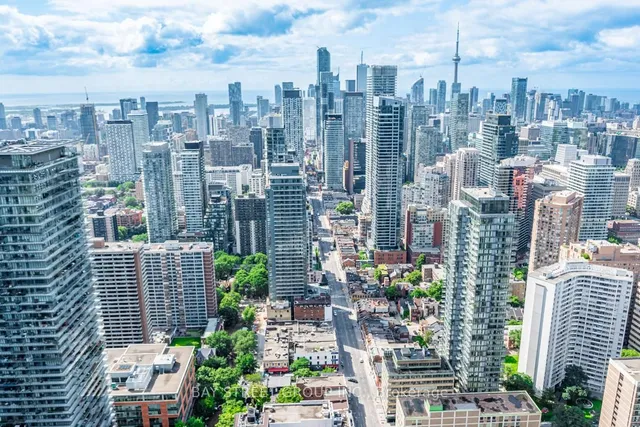 Additional property image - 1 Bloor St Unit 5105