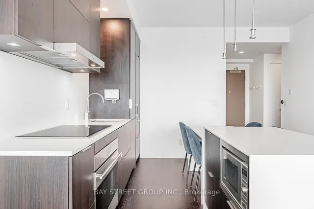 Additional property image - 1 Bloor St Unit 5105