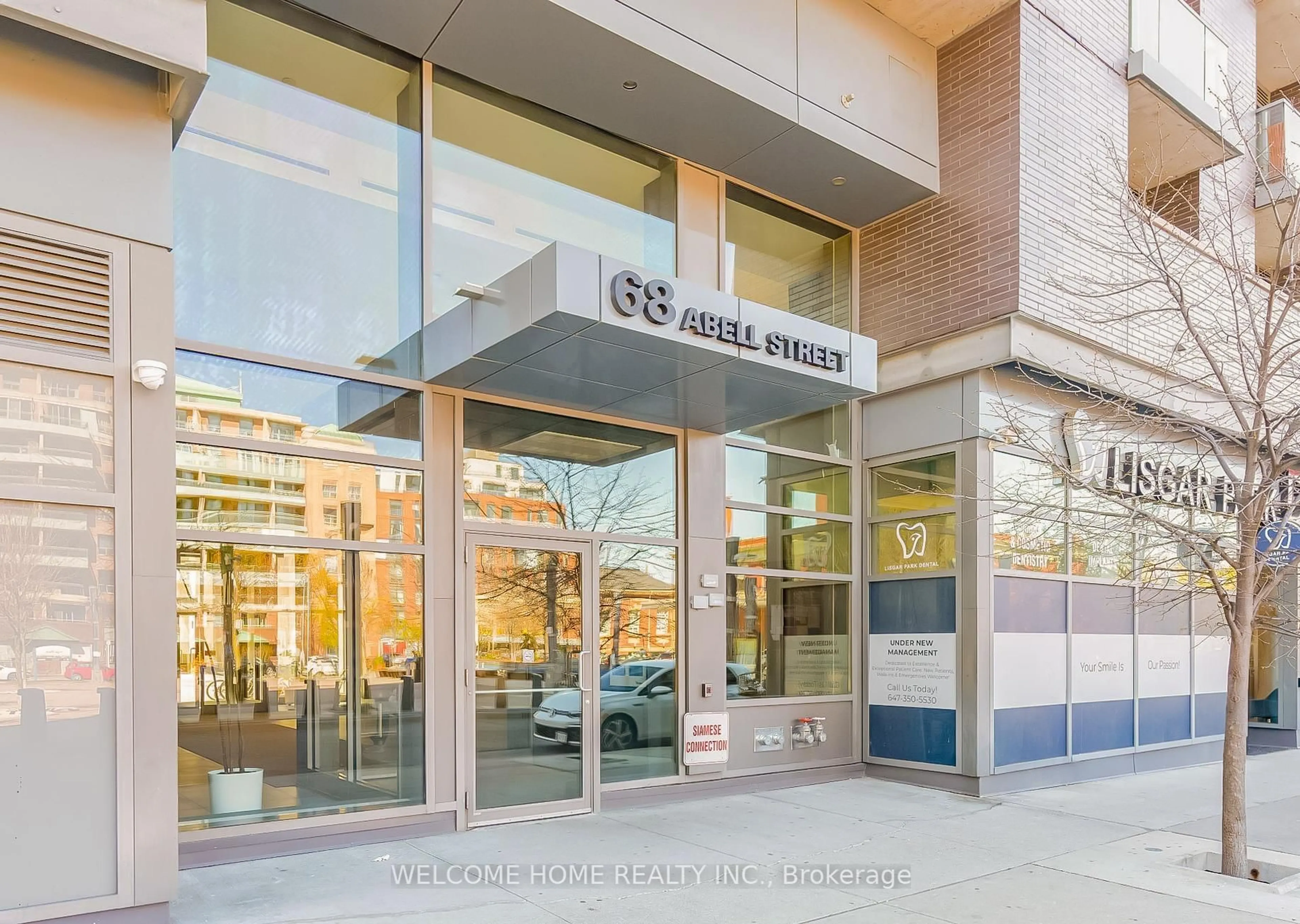 Indoor foyer for 68 Abell St #1911, Toronto Ontario M6J 0B1