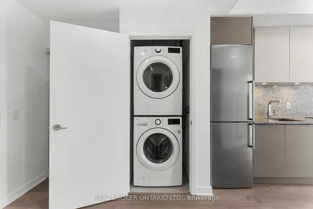 Additional property image - 120 Parliament St Unit #1309