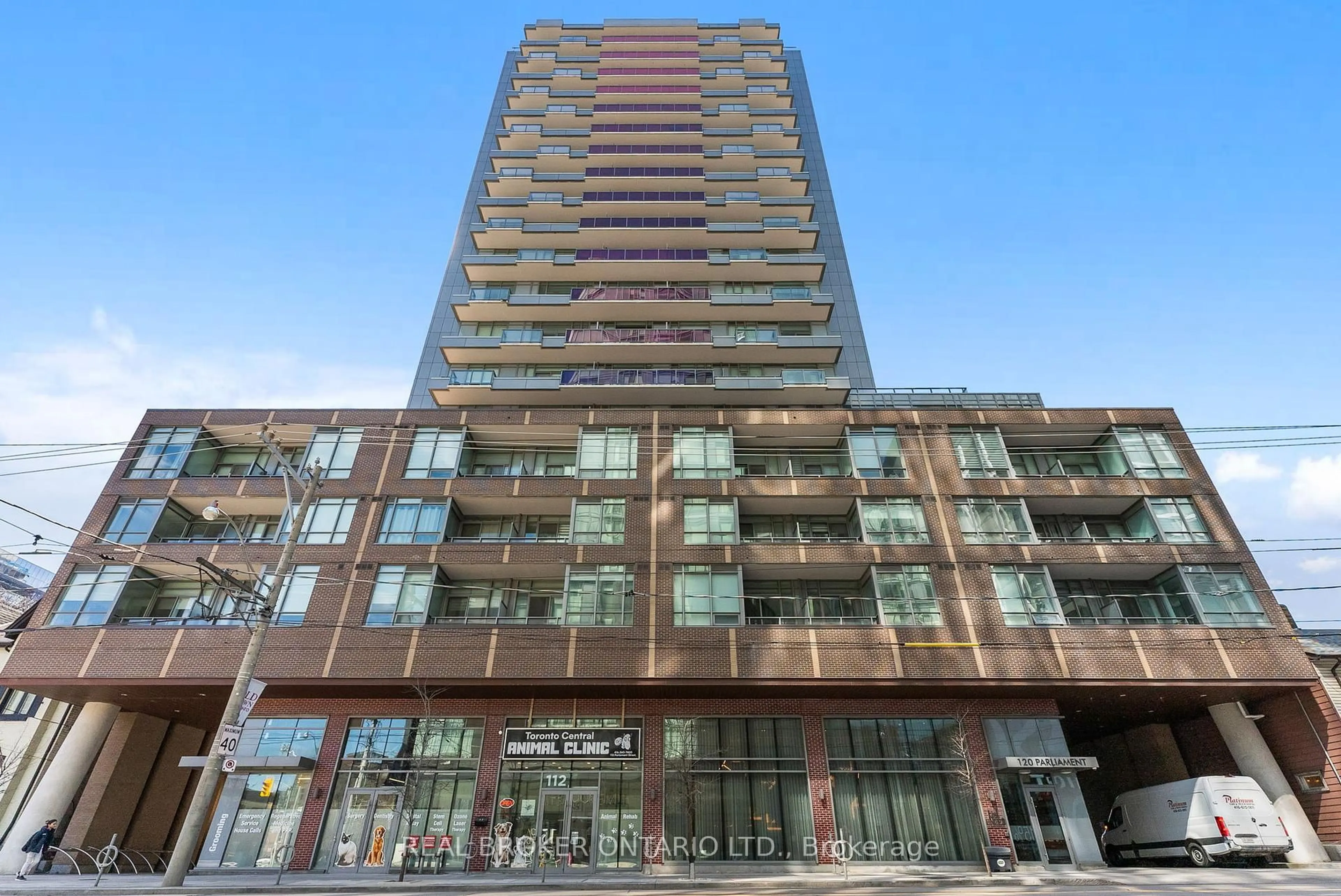 Indoor foyer for 120 Parliament St ##1309, Toronto Ontario M5A 2Y8