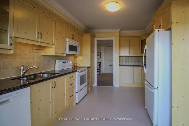 Additional property image - 20 Avoca Ave Unit 1502/03