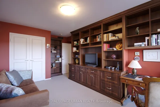 Additional property image - 20 Avoca Ave Unit 1502/03