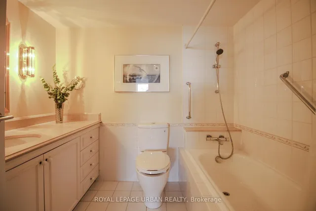 Additional property image - 20 Avoca Ave Unit 1502/03