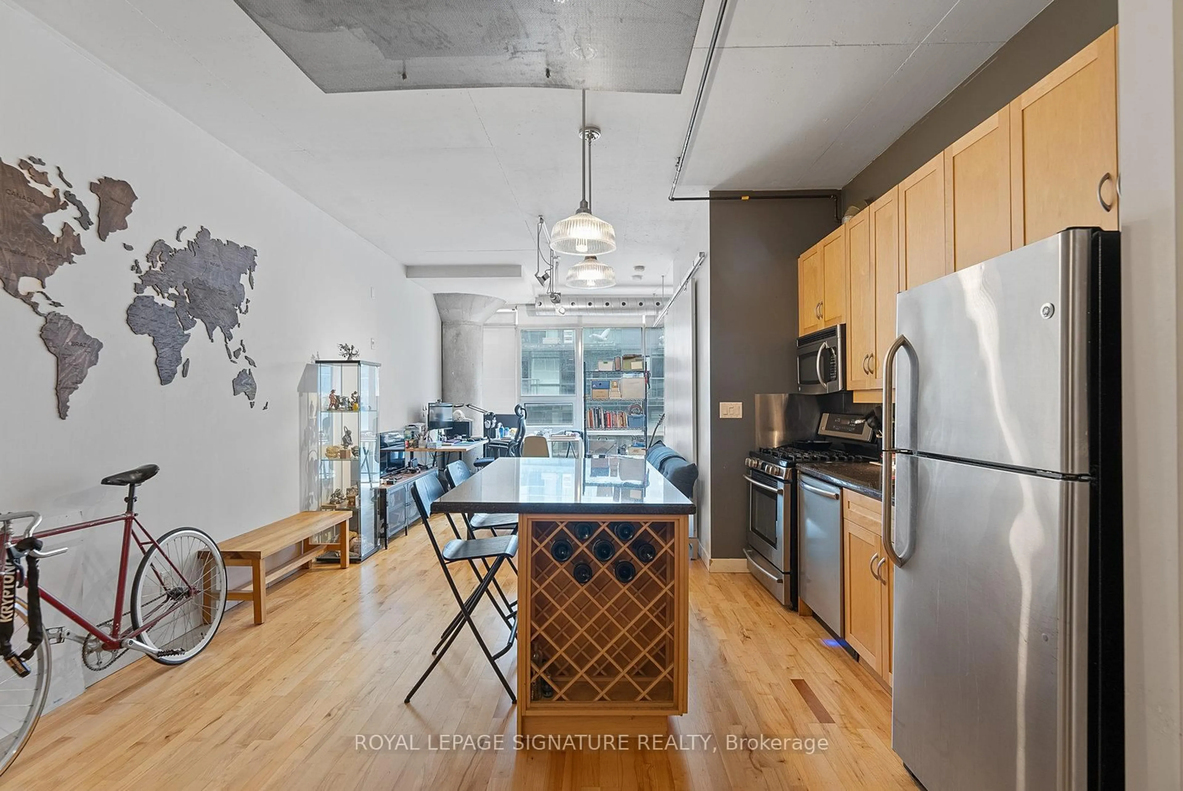Unknown for 32 Stewart St #405, Toronto Ontario M5V 3T2
