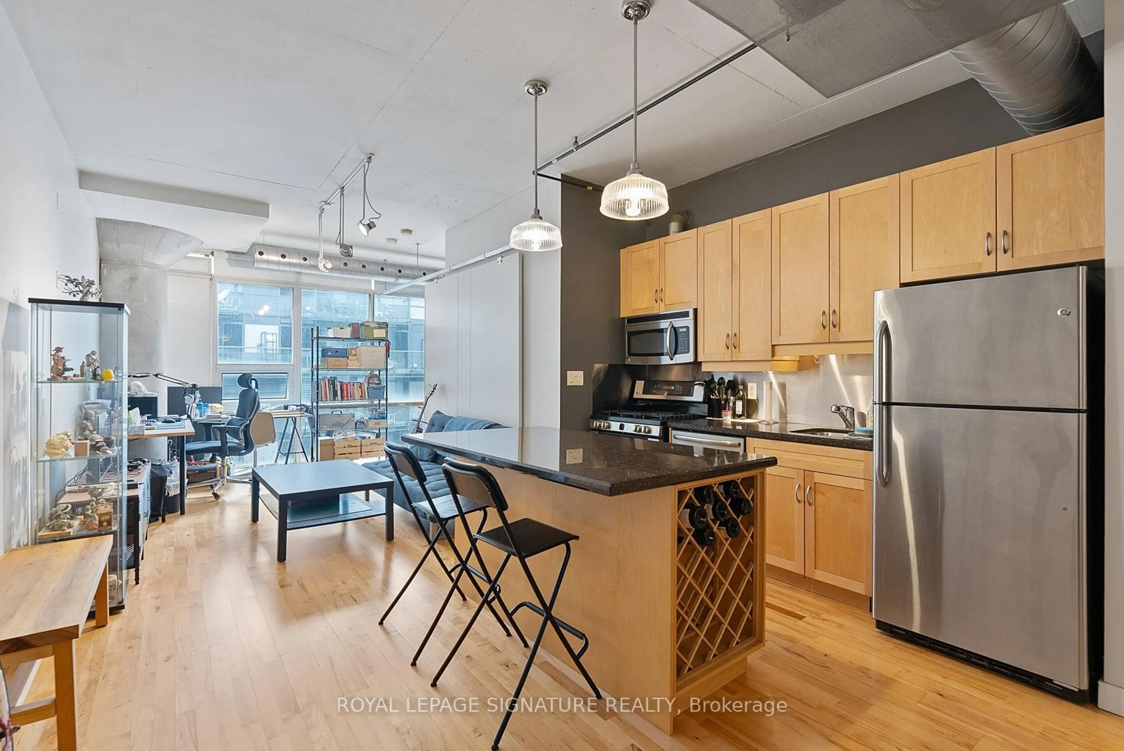 Open concept kitchen, unknown for 32 Stewart St #405, Toronto Ontario M5V 3T2
