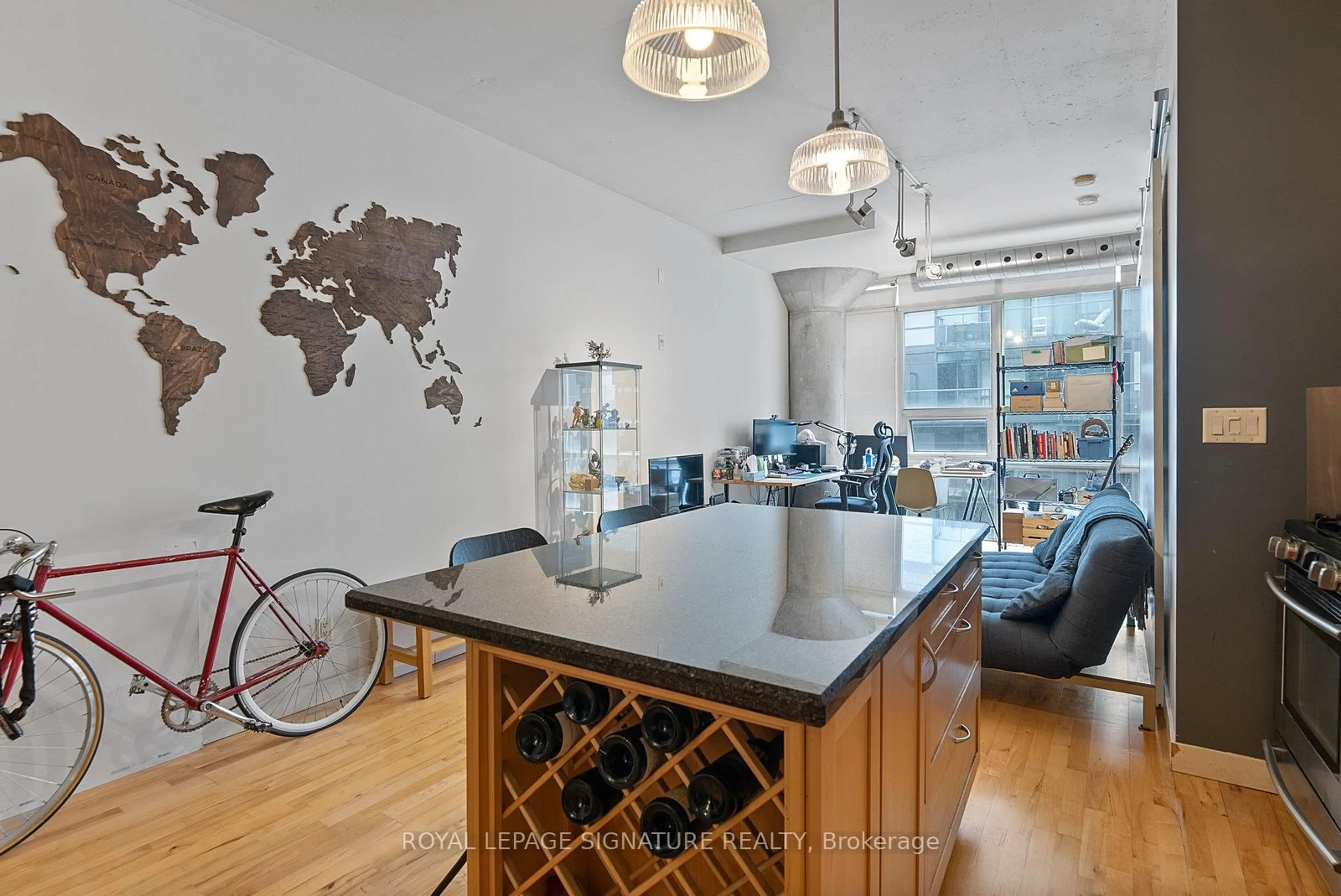 Open concept kitchen, unknown for 32 Stewart St #405, Toronto Ontario M5V 3T2