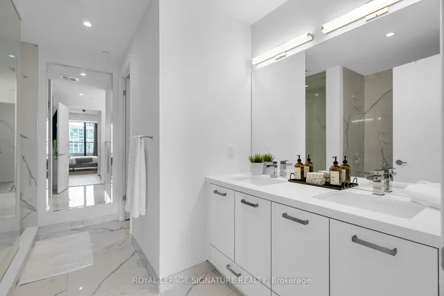 Additional property image - 608 Richmond St Unit 1105