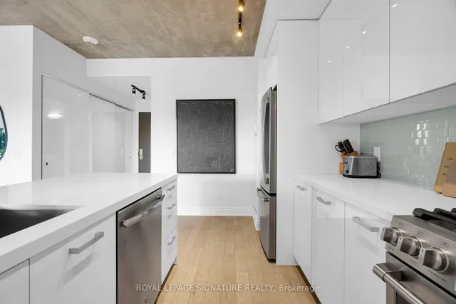 Additional property image - 608 Richmond St Unit 1105