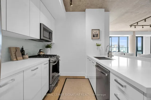 Additional property image - 608 Richmond St Unit 1105