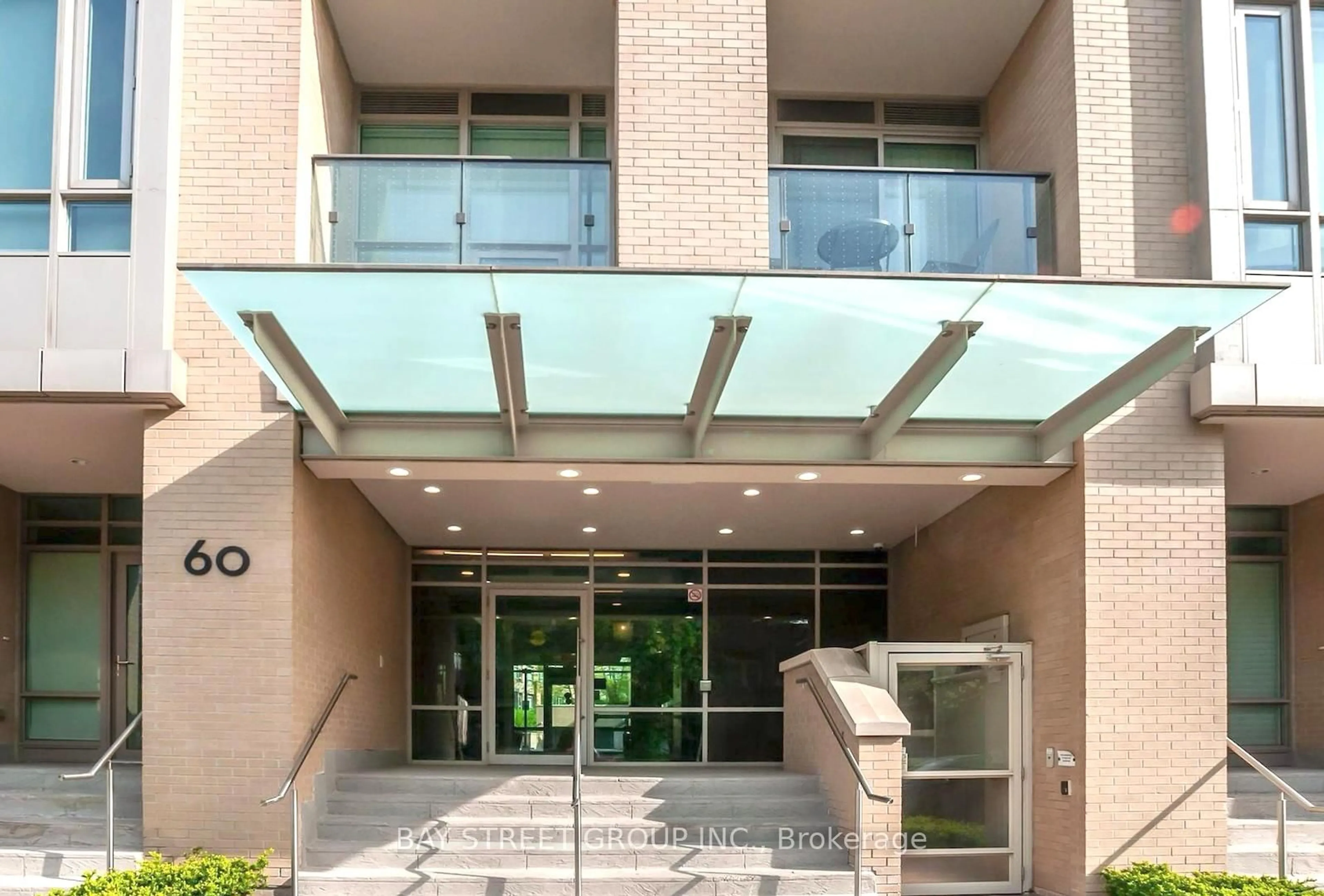 Indoor foyer for 60 Berwick Ave #1201, Toronto Ontario M5P 0A3
