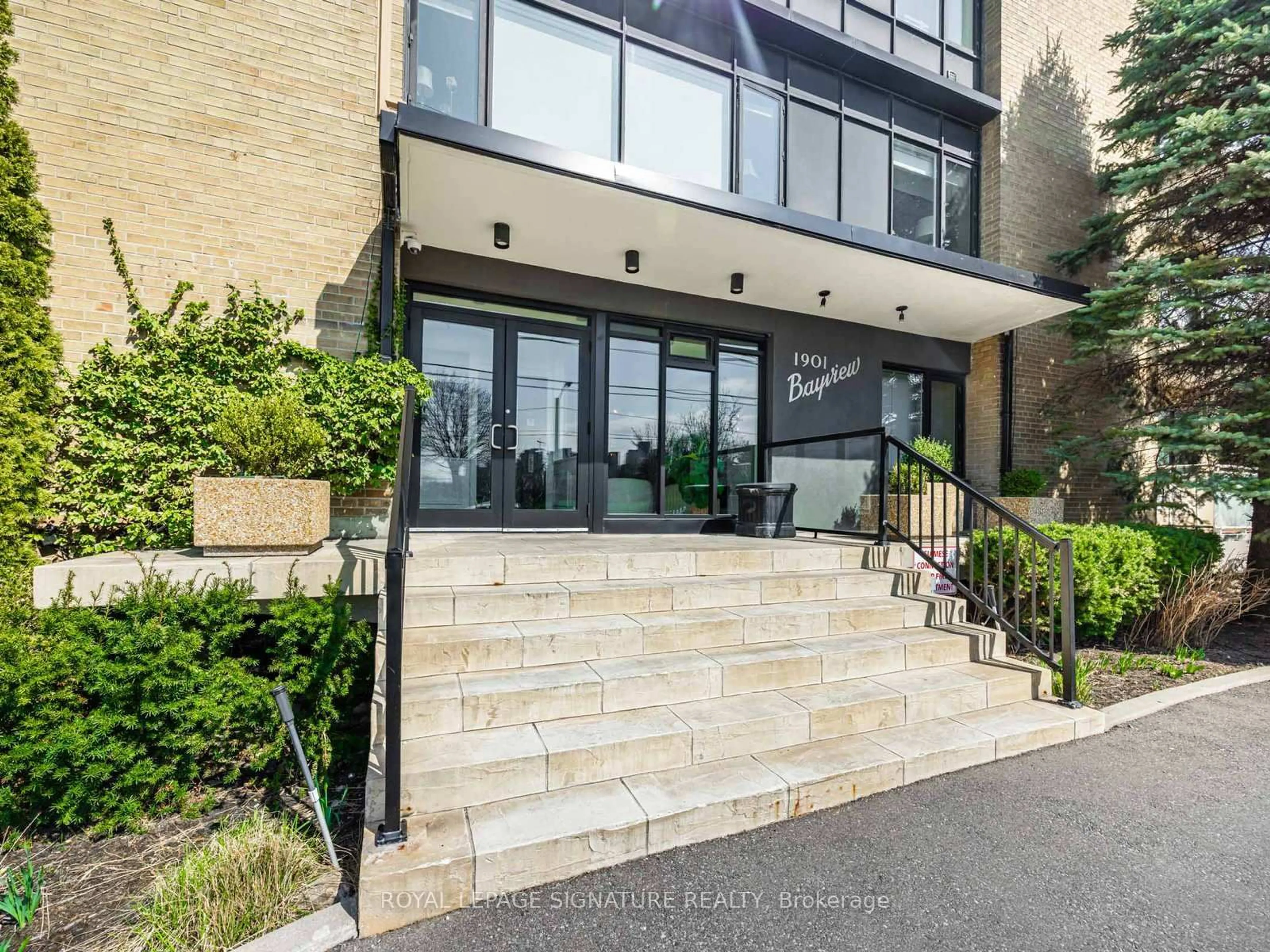 Unknown for 1901 Bayview Ave #106, Toronto Ontario M4G 3E4