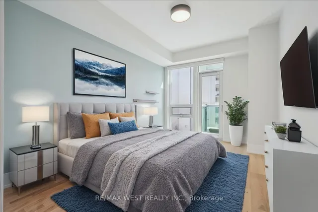 Additional property image - 70 Roehampton Ave Unit 314
