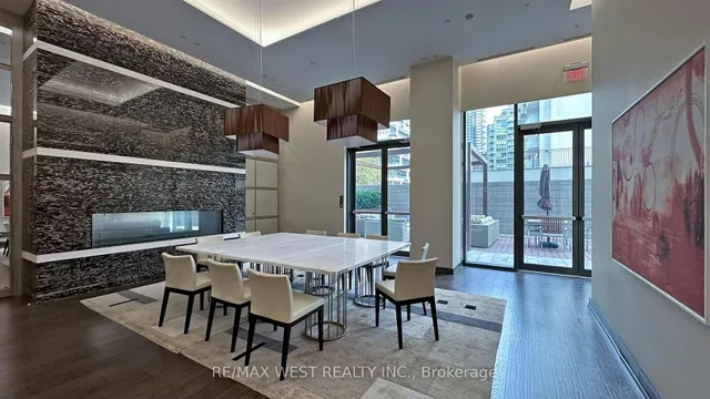Additional property image - 70 Roehampton Ave Unit 314