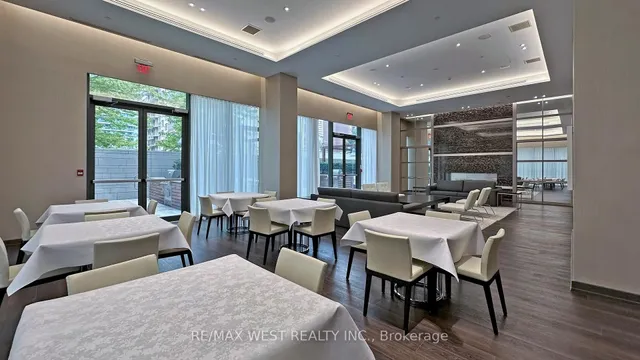 Additional property image - 70 Roehampton Ave Unit 314