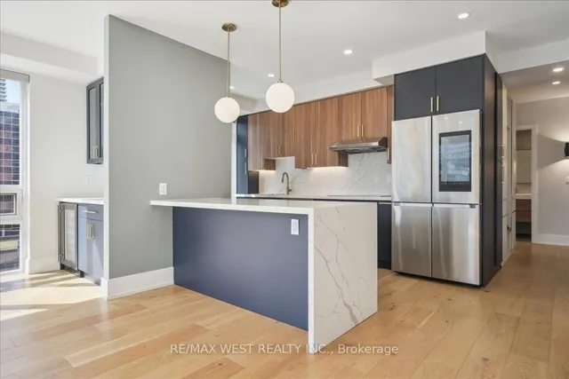 Additional property image - 70 Roehampton Ave Unit 314