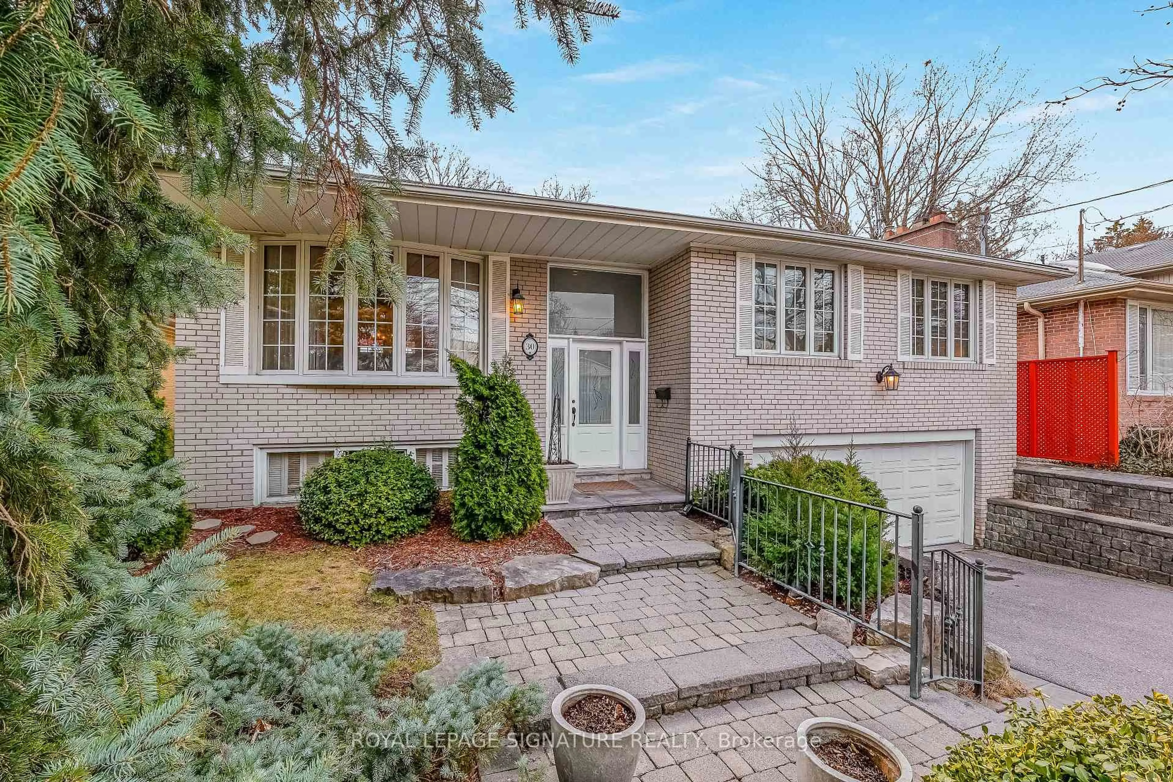 Home with brick exterior material, street for 30 Sumner Heights Dr, Toronto Ontario M2K 1Y3