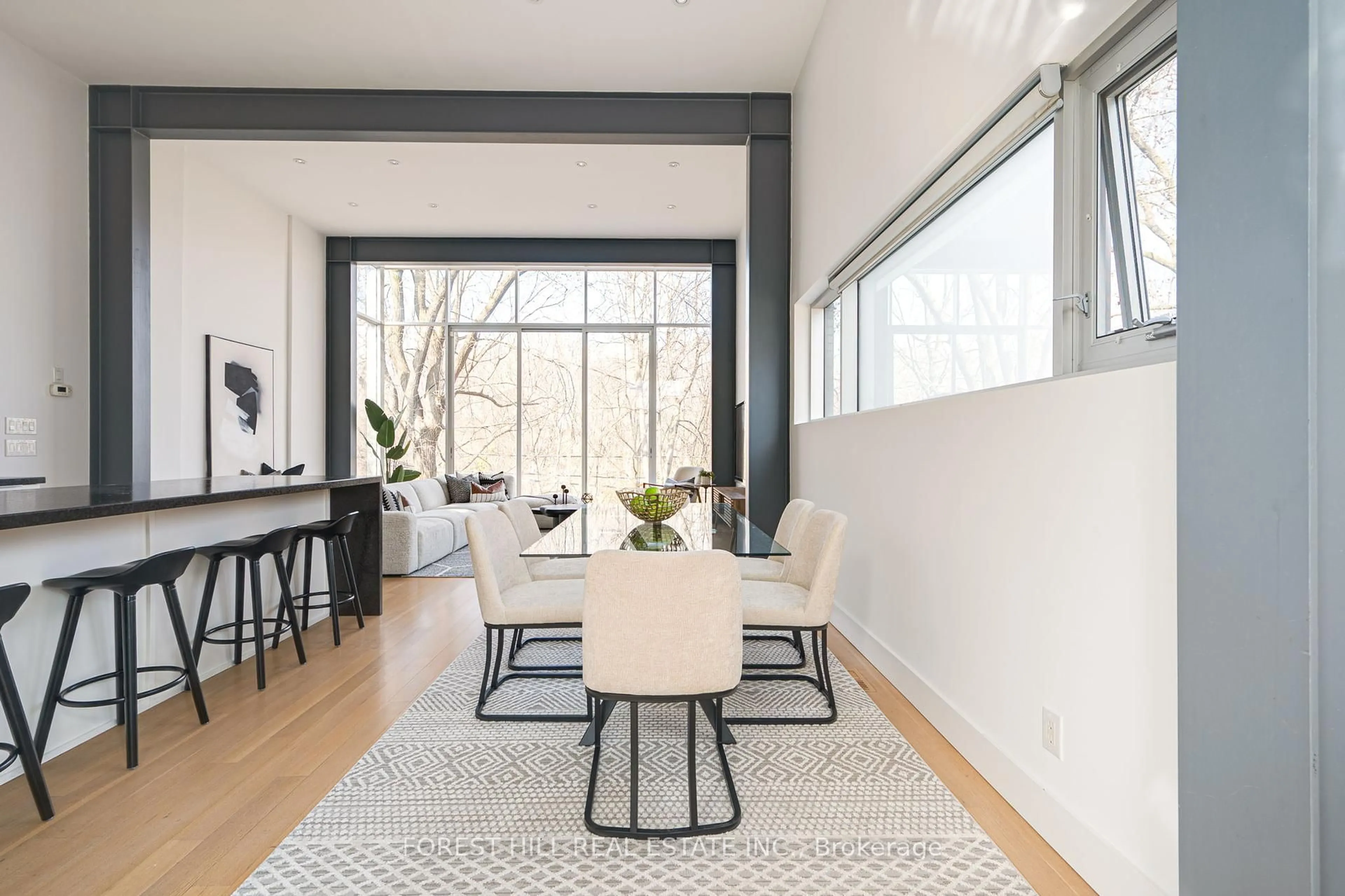 Dining room, unknown for 561 Arlington Ave, Toronto Ontario M6C 3A6