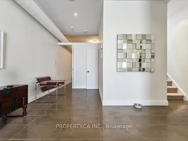 Additional property image - 670 Richmond St Unit 204