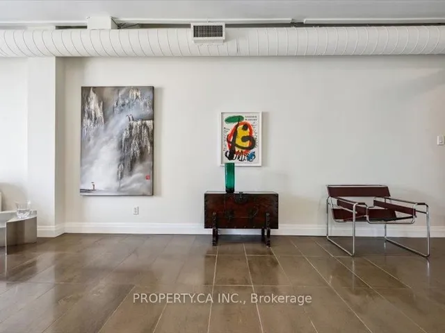 Additional property image - 670 Richmond St Unit 204