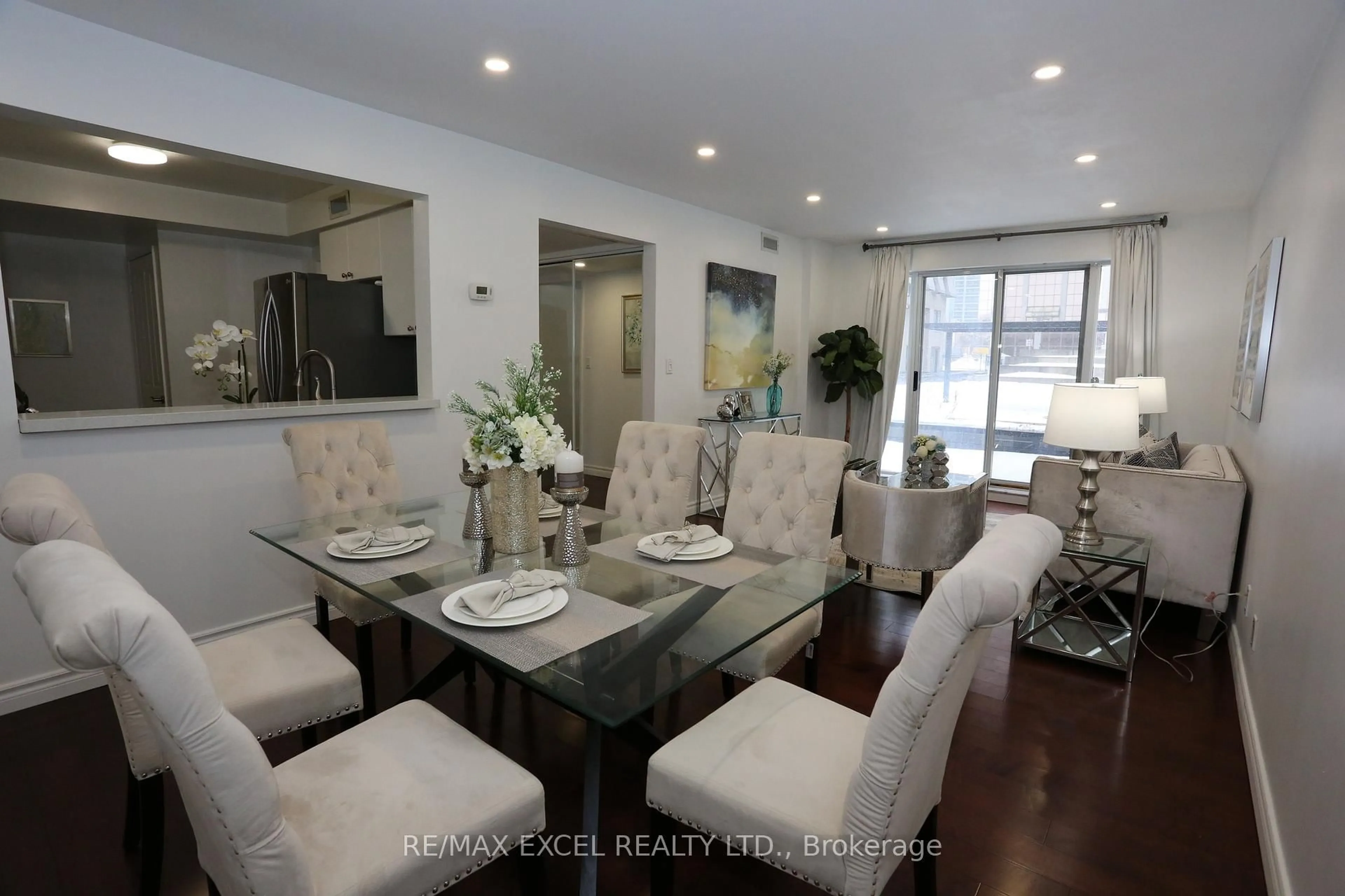 Dining room, unknown for 38 Hollywood Ave #114, Toronto Ontario M2N 6R6