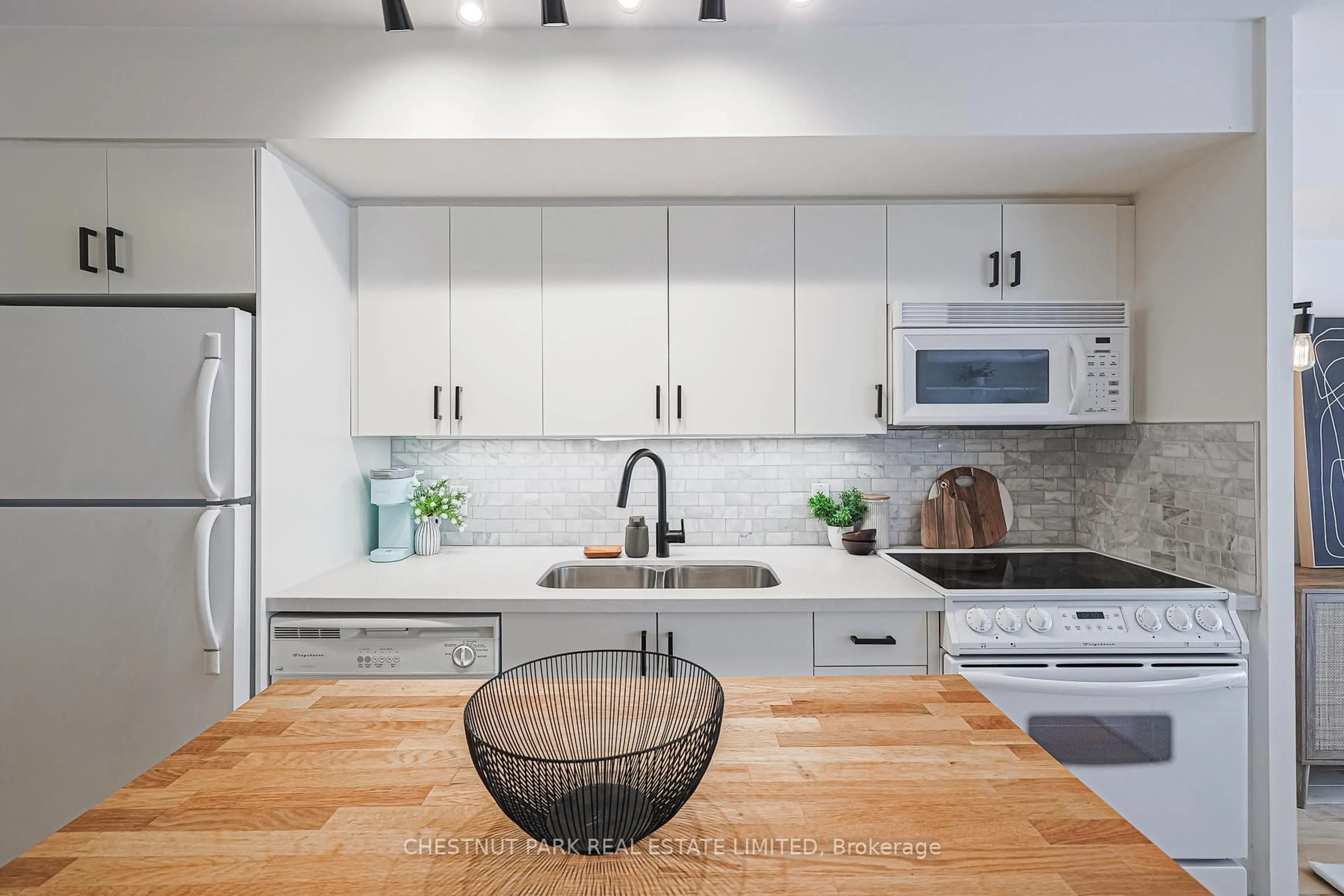 Contemporary kitchen, ceramic/tile floor for 18 Beverley St #218, Toronto Ontario M5T 3L2