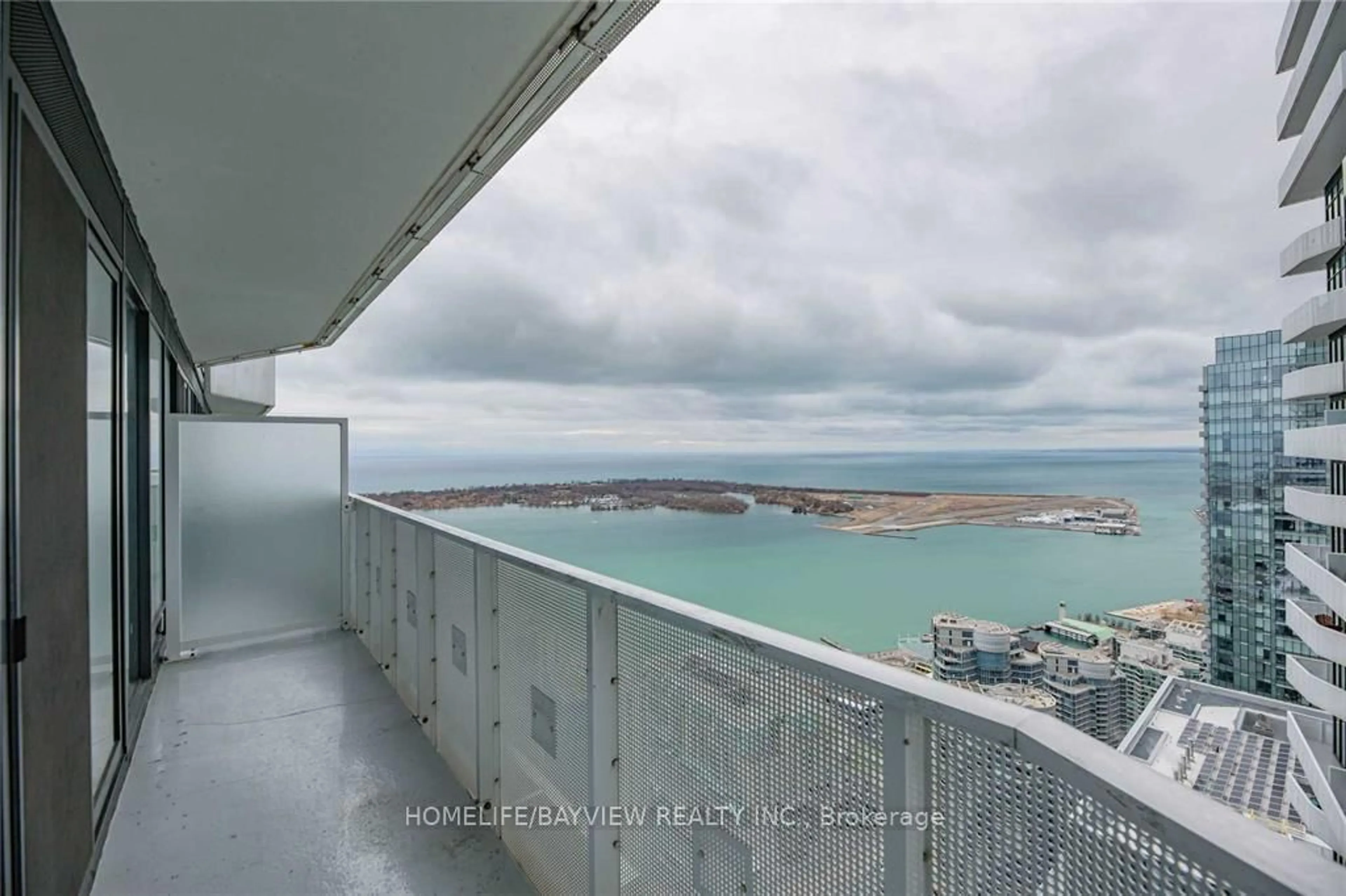 Balcony in the apartment, water/lake/river/ocean view for 88 Harbour St #6601, Toronto Ontario M5J 0C3