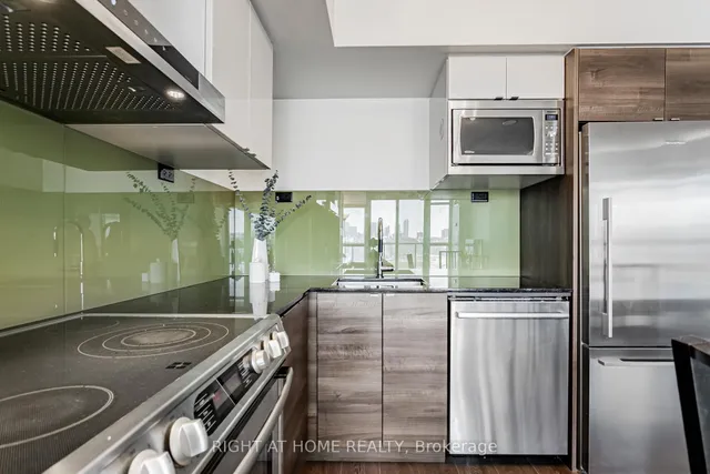Additional image 17 of 121 Mcmahon Dr Unit 703