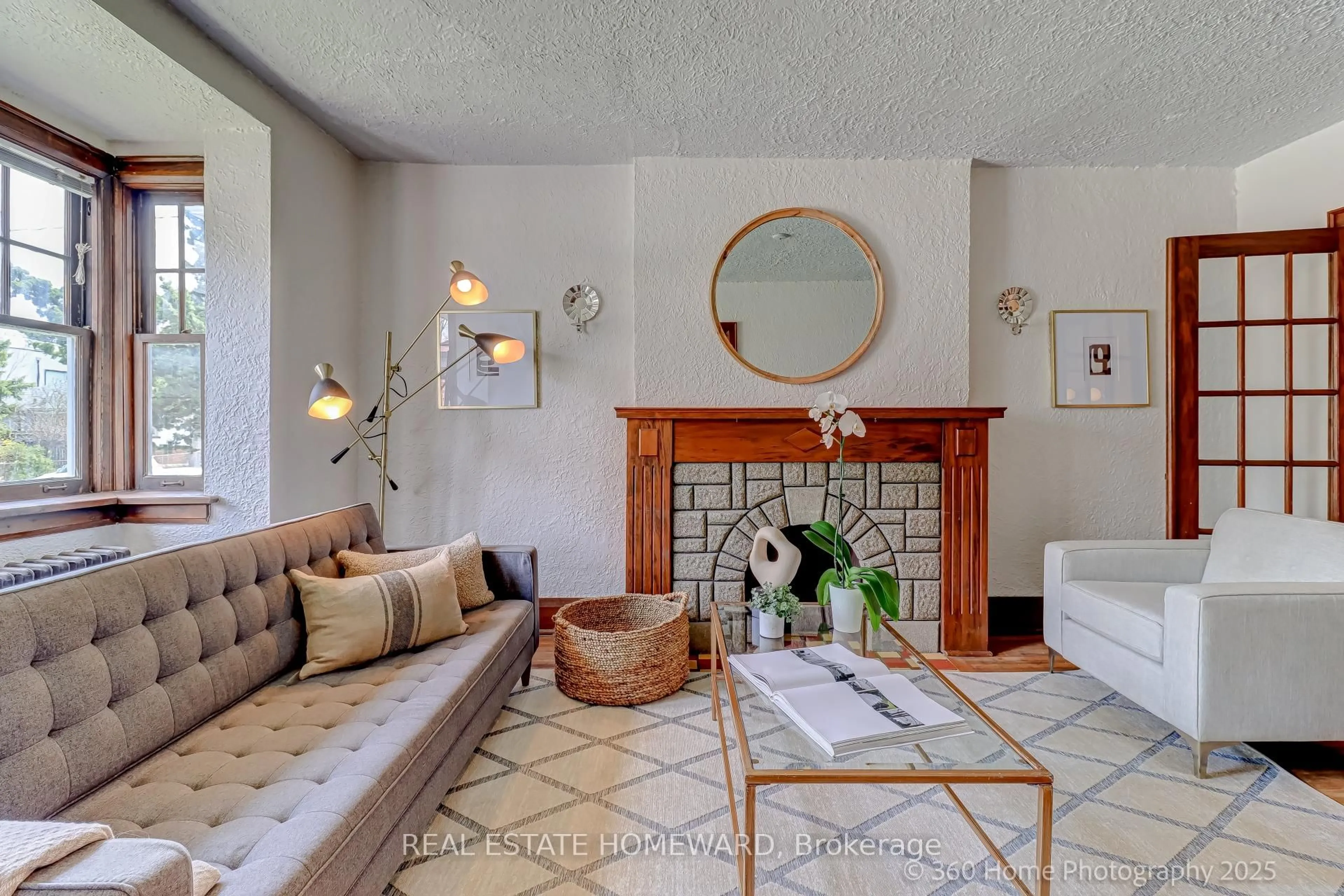 Living room with furniture, unknown for 22 Banff Rd, Toronto Ontario M4S 2V5