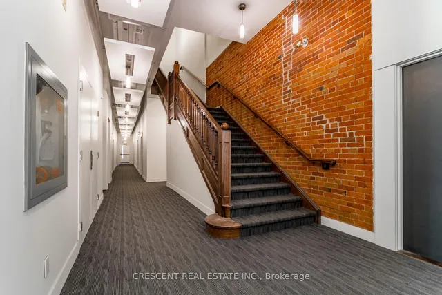 Additional property image - 915 King St Unit 208