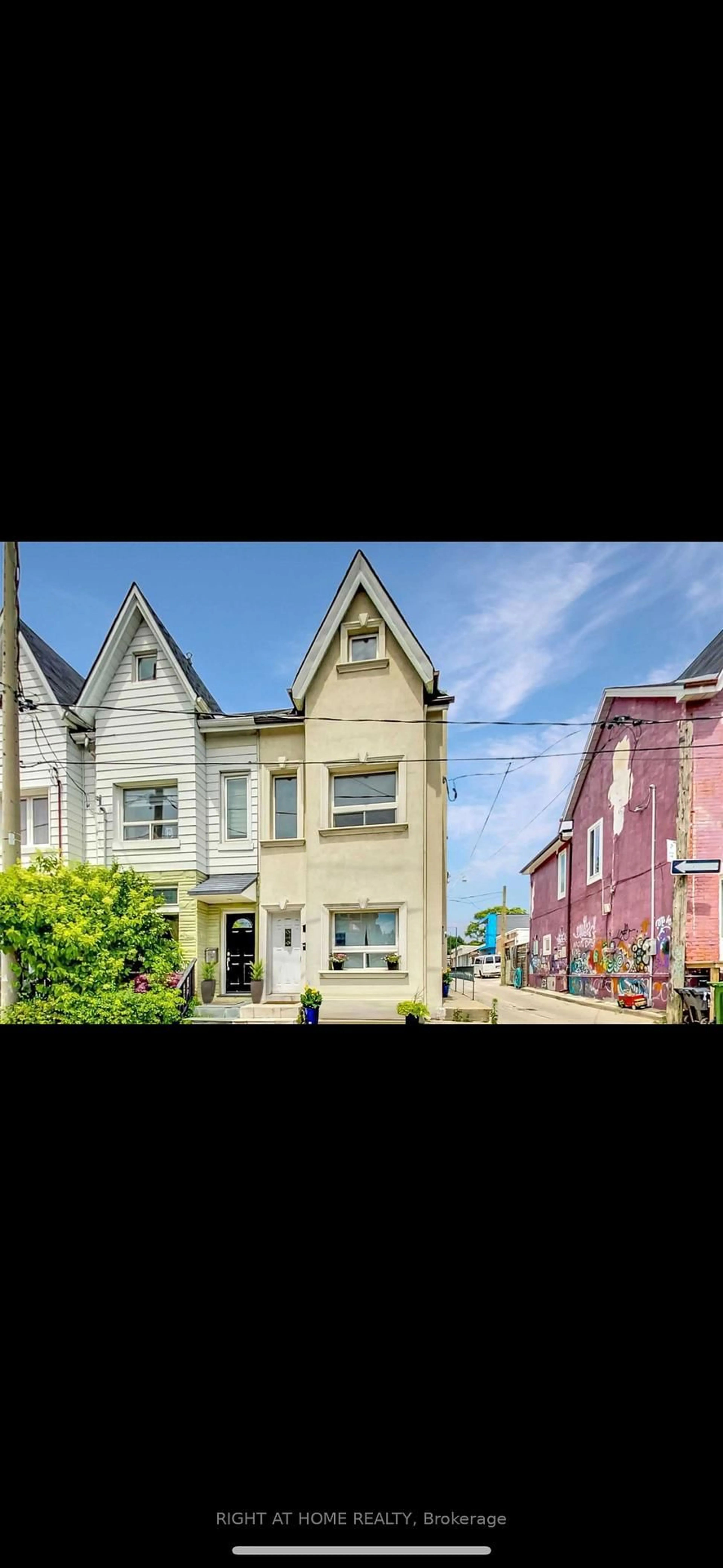 A pic from outside/outdoor area/front of a property/back of a property/a pic from drone, street for 50 Shirley St, Toronto Ontario M6K 1T1