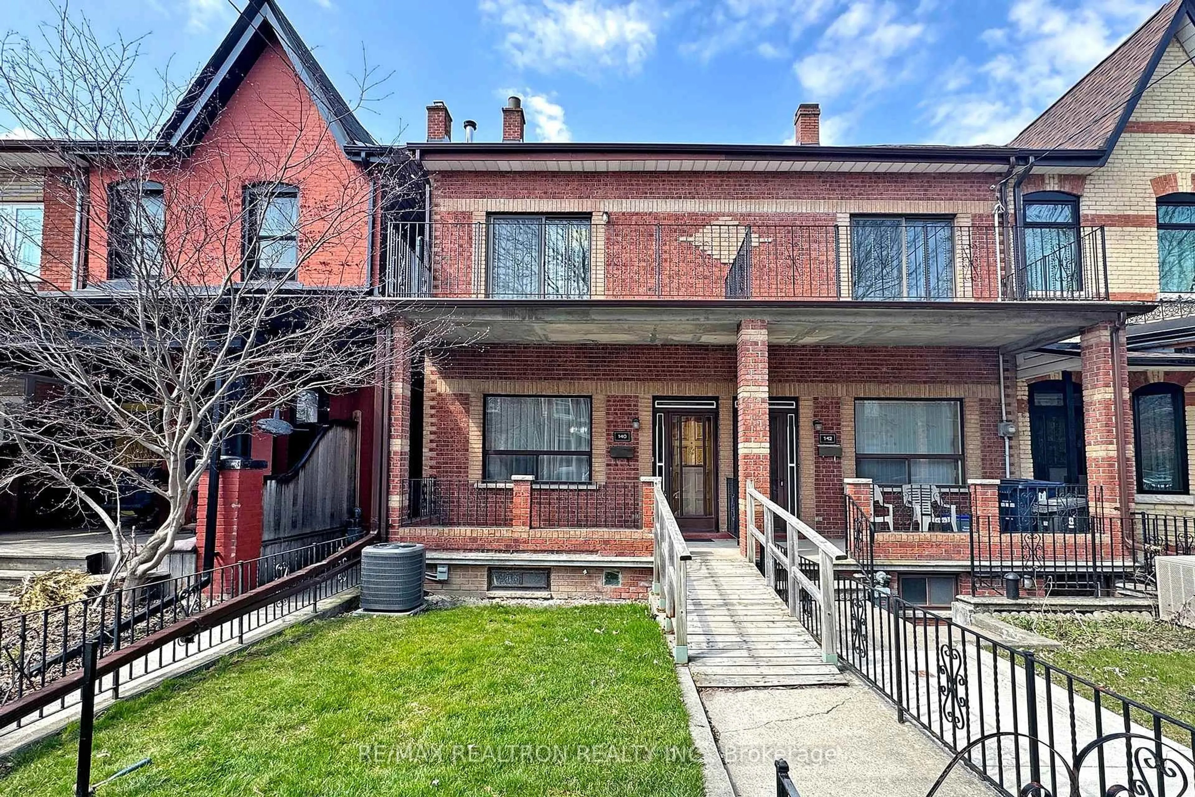 Home with brick exterior material, street for 140 Lisgar St, Toronto Ontario M6J 3G3