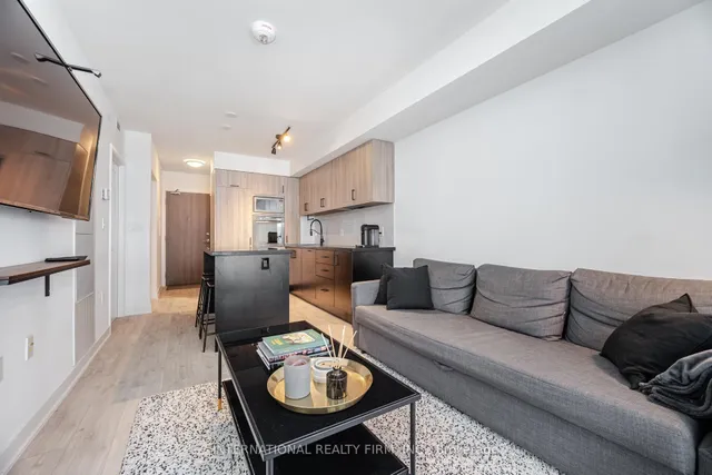 Additional property image - 27 Bathurst St Unit 1012