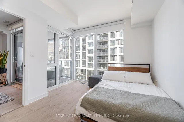 Additional property image - 27 Bathurst St Unit 1012