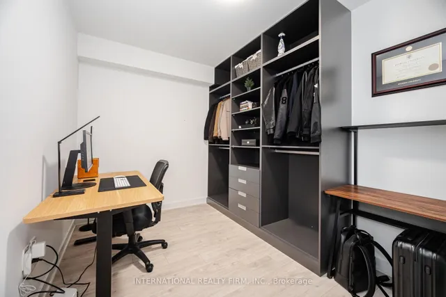 Additional property image - 27 Bathurst St Unit 1012