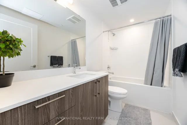 Additional property image - 27 Bathurst St Unit 1012