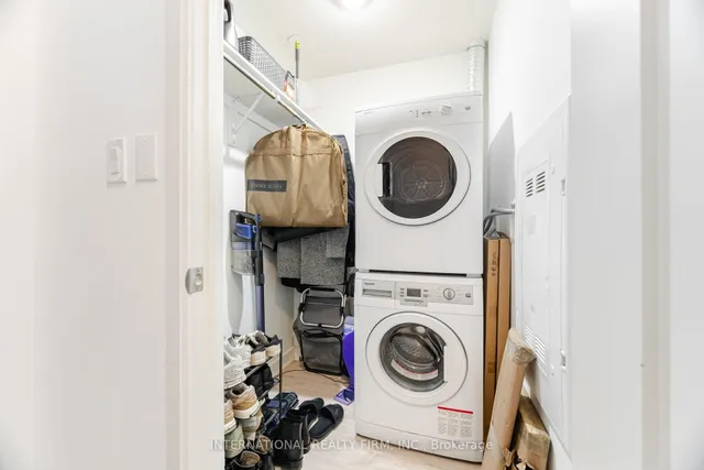 Additional property image - 27 Bathurst St Unit 1012