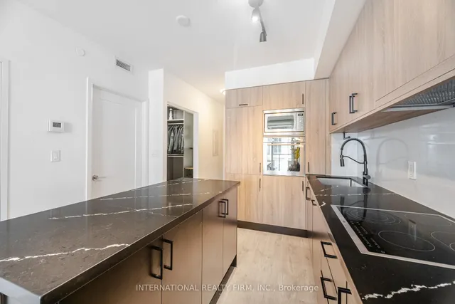 Additional property image - 27 Bathurst St Unit 1012